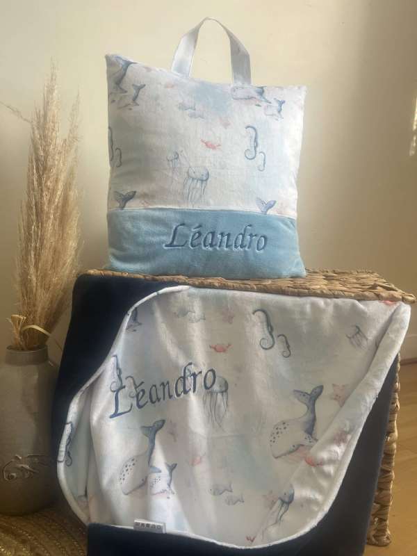 Pack sieste Coussin et plaid pour la crèche, la maternelle - à personnaliser – Image 5