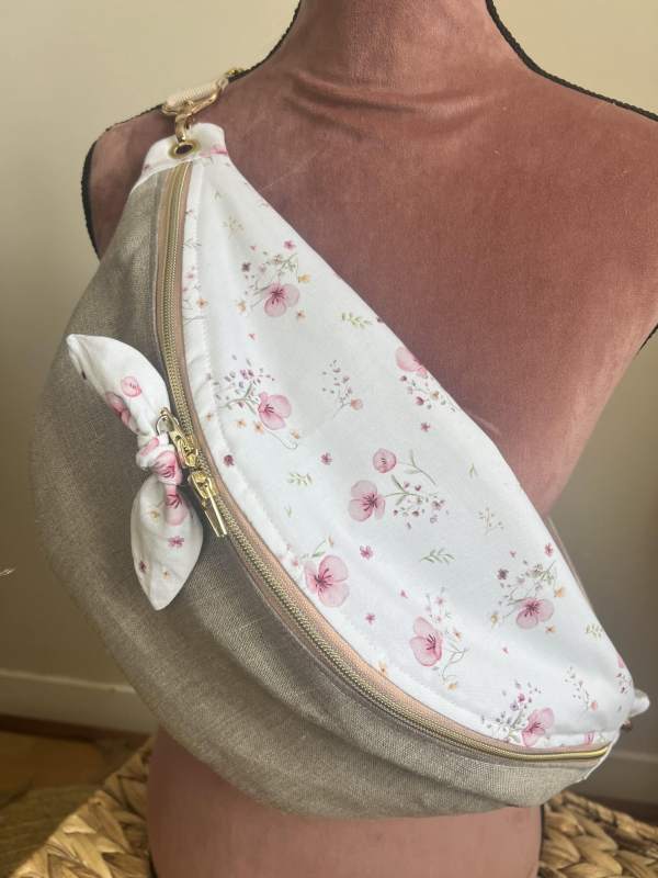 Sac banane XL en lin et coton fleuri – Image 2