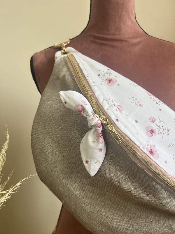 Sac banane XL en lin et coton fleuri – Image 3